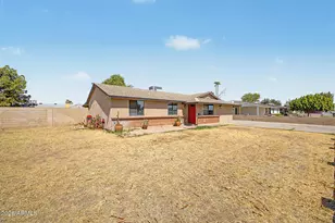 1902 N 41st Ave, Phoenix, AZ 85009 - Photo 3