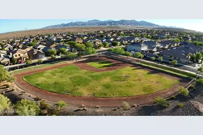 18228 W Creedance Boulevard, Surprise, AZ 85387 - Photo 11