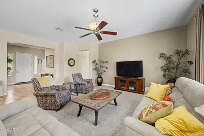 175 W Montego Drive, Casa Grande, AZ 85122 - Photo 5