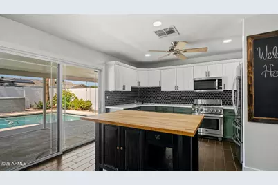 4819 E Western Star Boulevard, Phoenix, AZ 85044 - Photo 5