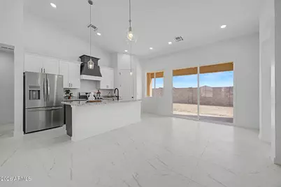 8335 W Swansea Drive, Arizona City, AZ 85123 - Photo 11