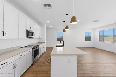 7435 N 74th Avenue, Glendale, AZ 85303 - Photo 19