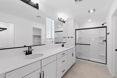7435 N 74th Avenue, Glendale, AZ 85303 - Photo 45