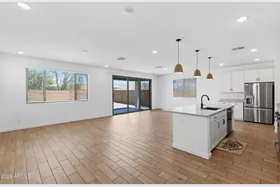 7435 N 74th Avenue, Glendale, AZ 85303 - Photo 33