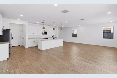 7435 N 74th Avenue, Glendale, AZ 85303 - Photo 31