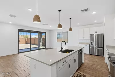 7435 N 74th Avenue, Glendale, AZ 85303 - Photo 3