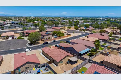 15605 W Caribbean Lane, Surprise, AZ 85379 - Photo 23