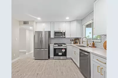 523 E Butler Drive, Phoenix, AZ 85020 - Photo 7