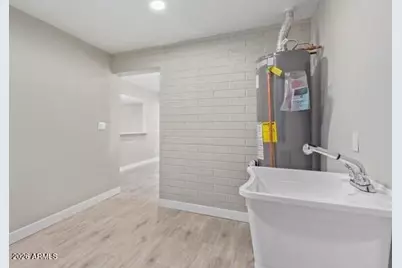 523 E Butler Drive, Phoenix, AZ 85020 - Photo 5