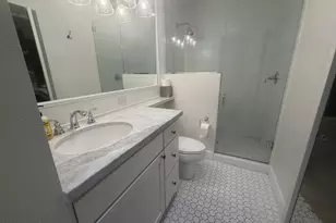 4061 E Campbell Ave E, Phoenix, AZ 85018 - Photo 17