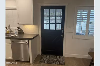 4061 E Campbell Avenue E, Phoenix, AZ 85018 - Photo 11