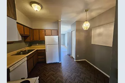 2801 E Monte Cristo Avenue #201, Phoenix, AZ 85032 - Photo 7