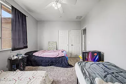 8606 W Morten Avenue, Glendale, AZ 85305 - Photo 31