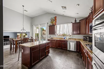 8606 W Morten Avenue, Glendale, AZ 85305 - Photo 17