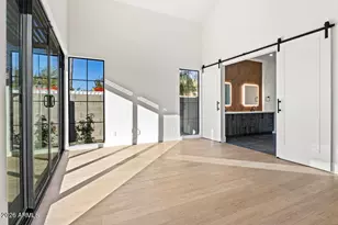 8425 S 10th Ln, Phoenix, AZ 85041 - Photo 29