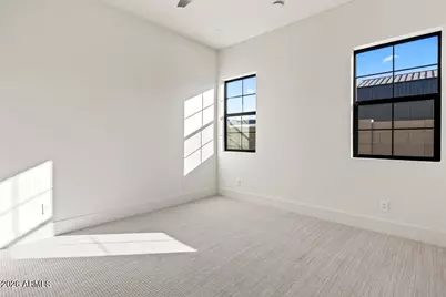 8425 S 10th Lane #1, Phoenix, AZ 85041 - Photo 19