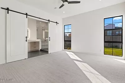 8425 S 10th Lane #1, Phoenix, AZ 85041 - Photo 23
