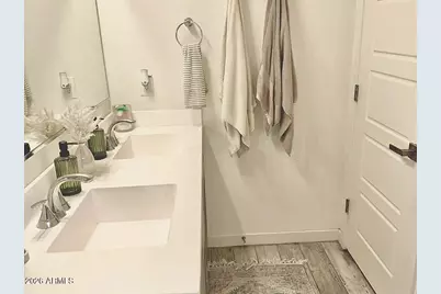 2764 E Sequoia Drive, Phoenix, AZ 85050 - Photo 15