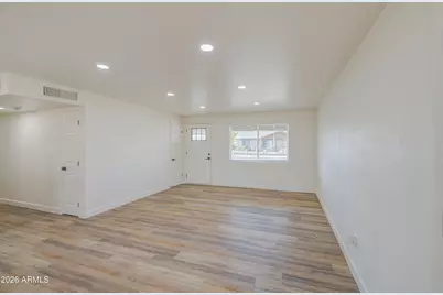 6649 W Cambridge Avenue, Phoenix, AZ 85035 - Photo 5