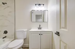6649 W Cambridge Ave, Phoenix, AZ 85035 - Photo 25
