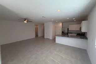 11023 W Atlantis Wy, Tolleson, AZ 85353 - Photo 9