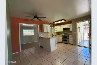 2354 E Betty Elyse Lane, Phoenix, AZ 85022 - Photo 5