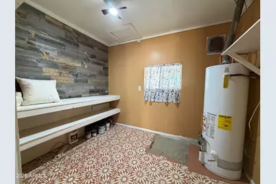 2354 E Betty Elyse Lane, Phoenix, AZ 85022 - Photo 11