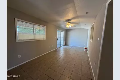 2354 E Betty Elyse Lane, Phoenix, AZ 85022 - Photo 9