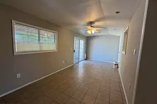 2354 E Betty Elyse Ln, Phoenix, AZ 85022 - Photo 9