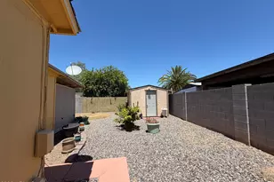 2354 E Betty Elyse Ln, Phoenix, AZ 85022 - Photo 15