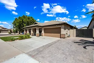17409 N Cassi Dr, Surprise, AZ 85374 - Photo 7