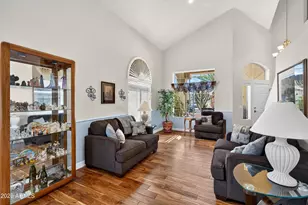 337 E Sherri Dr, Gilbert, AZ 85296 - Photo 5