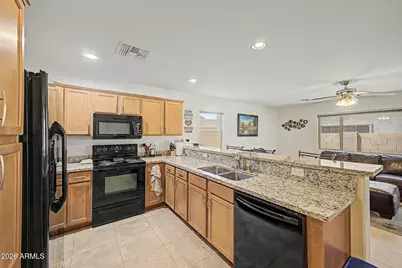 2565 E Southern Avenue #84, Mesa, AZ 85204 - Photo 11