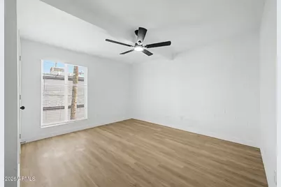 1804 E Concorda Drive #18, Tempe, AZ 85282 - Photo 9