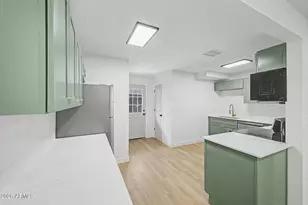 1804 E Concorda Dr, Tempe, AZ 85282 - Photo 5