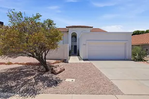 2137 S Catarina Cir, Mesa, AZ 85202 - Photo 1