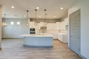 1348 W Alpine Tree Ave, San Tan Valley, AZ 85140 - Photo 9