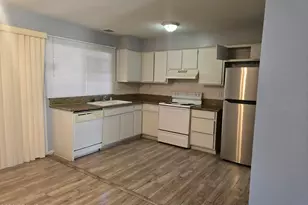 4701 N 26th Ln, Phoenix, AZ 85017 - Photo 3