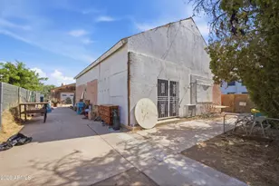 1650 E Monte Vista Rd, Phoenix, AZ 85006 - Photo 11