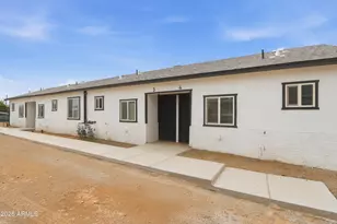 338 N 1st St, Avondale, AZ 85323 - Photo 1