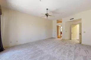 8100 E Camelback Rd, Scottsdale, AZ 85251 - Photo 15