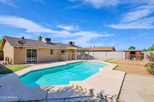 1056 W Hackamore St, Mesa, AZ 85201 - Photo 27