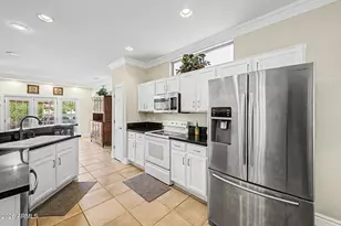 15626 W Vista Grande Ln, Surprise, AZ 85374 - Photo 13