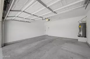 823 W Lydia Ln, Phoenix, AZ 85041 - Photo 27
