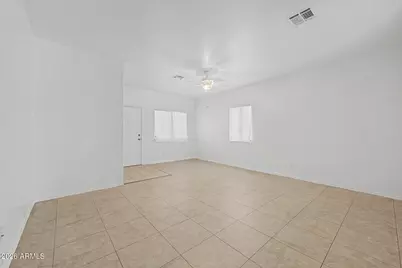823 W Lydia Lane, Phoenix, AZ 85041 - Photo 15