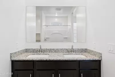 5460 E Darwin Drive, San Tan Valley, AZ 85140 - Photo 17