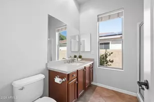 2989 E Comstock Dr, Gilbert, AZ 85296 - Photo 25