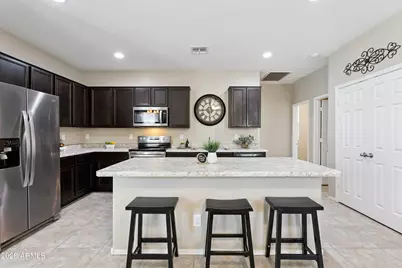 21915 N 181st Avenue, Surprise, AZ 85387 - Photo 7