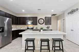 21915 N 181st Ave, Surprise, AZ 85387 - Photo 7