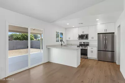 323 W Harvard Avenue, Gilbert, AZ 85233 - Photo 9